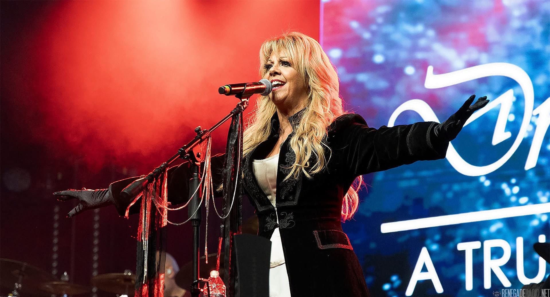 4C067D57-0D94-4B61-9D1A-6F21372D2371